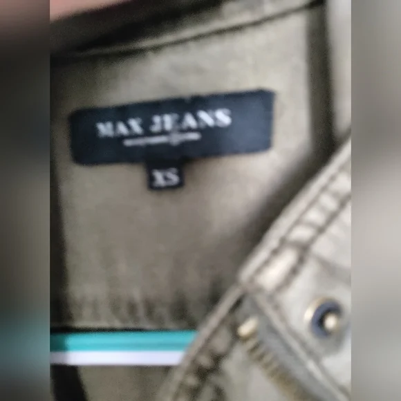 Jacket - Picture 3 of 4